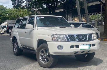 Sell White 2012 Nissan Patrol in Makati