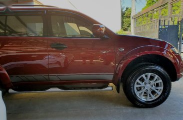 Red Mitsubishi Montero 2015 for sale in Quezon