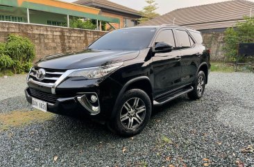 Selling BlackToyota Fortuner 2019 in Quezon City