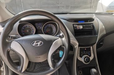 Silver Hyundai Elantra 2012 for sale in Automatic