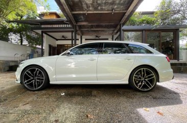 Sell White 2016 Audi Rs6 in Quezon City