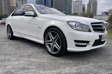 Sell White 2014 Mercedes-Benz C200 in Pasig