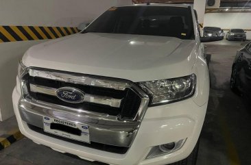 Selling White Ford Ranger 2018 in Manila