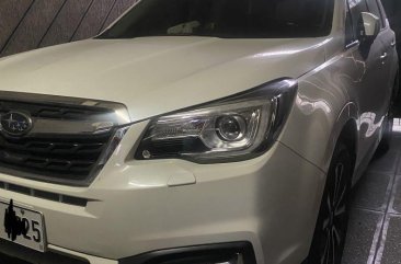 Selling Pearl White Subaru Forester 2017 in Mandaluyong