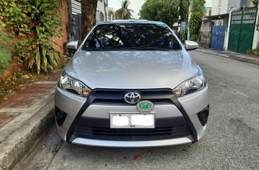Selling Silver Toyota Yaris 2015 in Manila