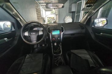 Selling Pearl White Isuzu Mu-X 2015 in Marikina