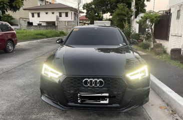 Selling Black Audi A4 2018 in Mandaluyong