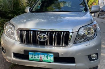 Silver Toyota Land Cruiser 2012 for sale in Makati 