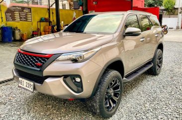 Grey Toyota Fortuner 2018 for sale in Automatic