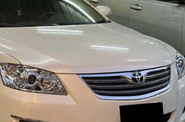 Pearl White Toyota Camry 2008 for sale in Pateros 