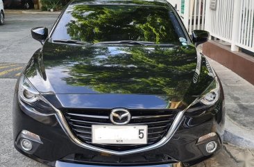 Selling Black Mazda 3 2014 in Pasig