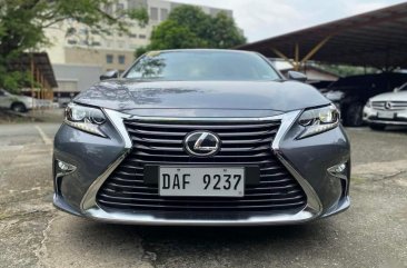 Silver Lexus ES350 2017 for sale in Pasig 