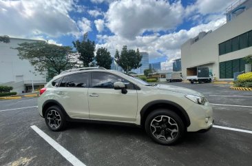 Selling Pearl White Subaru Xv 2014 in Makati