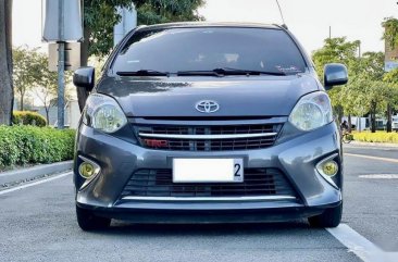 Selling Grey Toyota Wigo 2017 in Makati