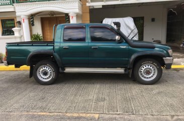 Selling Green Toyota Hilux 1998 in Dasmariñas