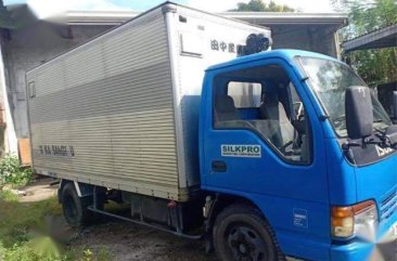 Blue Isuzu Elf 2004 for sale in Marikina