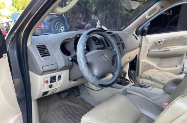 Selling Grey Toyota Fortuner 2006 in Quezon City