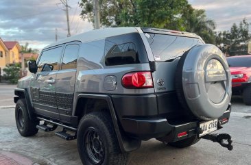 Grey Toyota Fj Cruiser 2015 for sale in Automatic