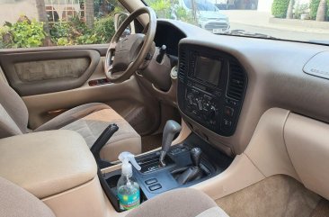 Pearl White Toyota Land Cruiser 2001 for sale in Quezon