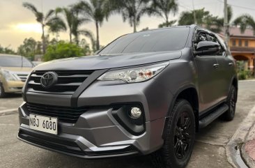 Grey Toyota Fortuner 2018 for sale in Quezon City