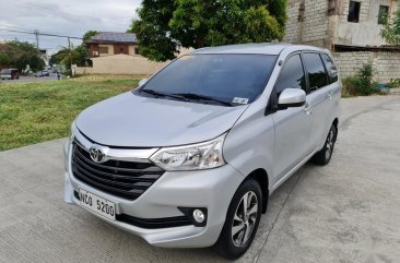 Selling Silver Toyota Avanza 2017 in Las Piñas