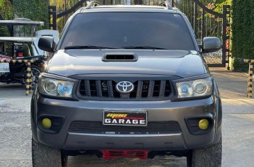 Selling Grey Toyota Fortuner 2006 in Quezon City