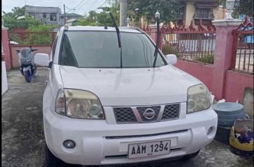 White Nissan X-Trail 2014 for sale in Carmona
