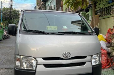 Selling Silver Toyota Hiace 2016 in Mandaluyong