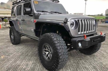 Selling Grey Jeep Wrangler 2019 in Pasig