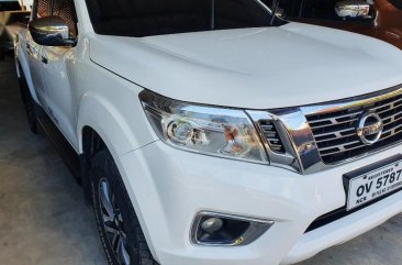 Selling White Nissan Navara 2016 in Pasig