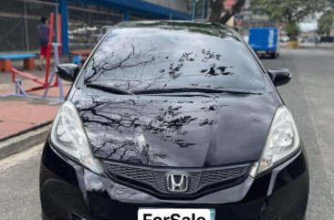 Selling Black Honda Jazz 2012 in Marikina