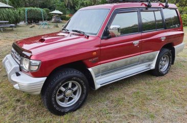 Selling Red Mitsubishi Pajero 2005 in Malolos