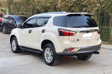 Selling Pearl White Isuzu Mu-X 2019 in Quezon