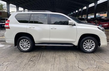 Selling Pearl White 2017 Toyota Prado in Manila