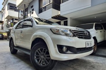 Selling White Toyota Fortuner 2014 in Quezon