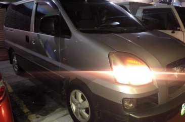 Selling Silver Hyundai Starex 2004 in Quezon