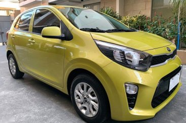 Selling Yellow Kia Picanto 2020 in Manila