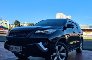 Selling Black Toyota Fortuner 2016 in Marikina