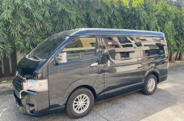 Selling Black Toyota Hiace Super Grandia 2018 in Pasig