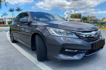 Grey Honda Accord 2017 for sale in Pasig