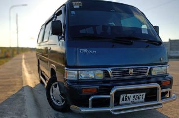 Grey Nissan Urvan 2015 for sale in Manual