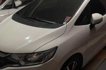 Selling White Honda Jazz 2019 in San Mateo