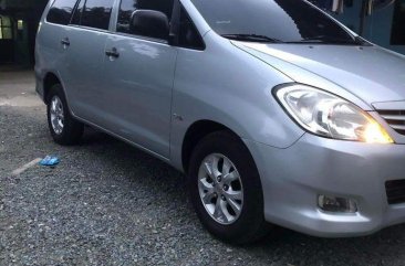 Sell Silver 2011 Toyota Innova in Silang