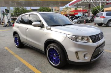 Selling Silver Suzuki Vitara 2019 in Makati