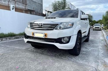 Selling Pearl White Toyota Fortuner 2015 in Quezon City