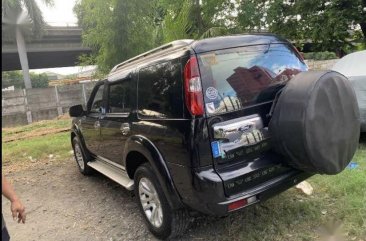 Black Ford Everest 2013 for sale in Automatic
