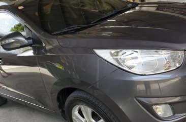 Selling Grey Hyundai Tucson 2011 in Las Piñas