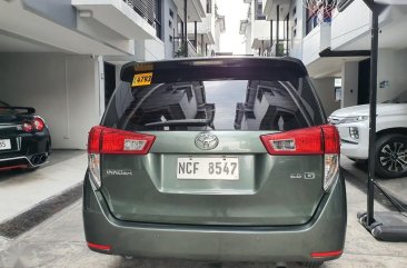 Grey Toyota Innova 2017 for sale in Automatic