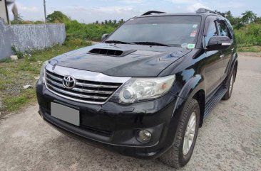 Black Toyota Fortuner 2013 for sale in Makati