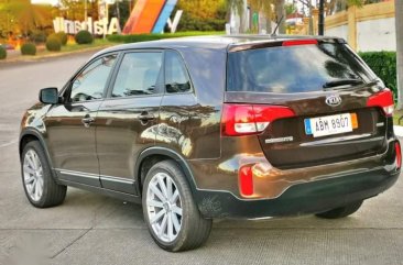 Brown Kia Sorento 2014 for sale in Mandaluyong